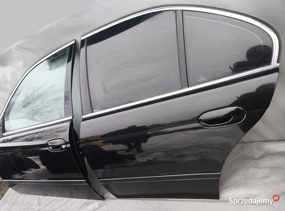DRZWI PRZEDNIE TYLNE LEWE SEDAN BMW E39 BLACK Radom