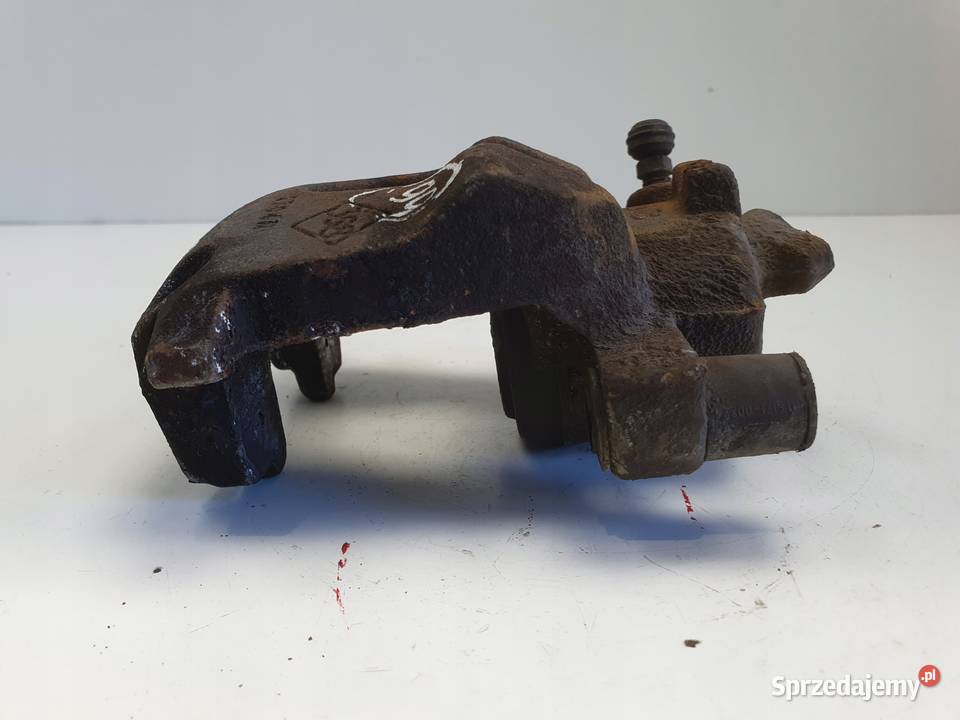 Renault Clio IV PRAWY PRZEDNI ZACISK HAMULCOWY osobowe Rudka