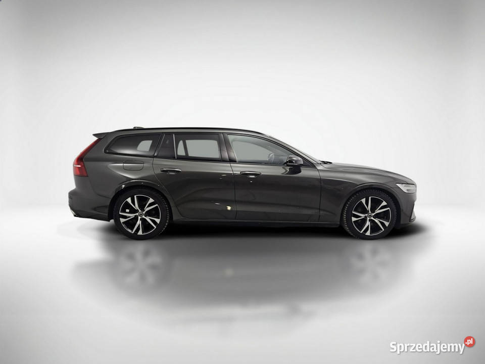 Volvo V60 B4 D Plus Dark aut Z Polskiego Salonu centralny zamek Warszawa
