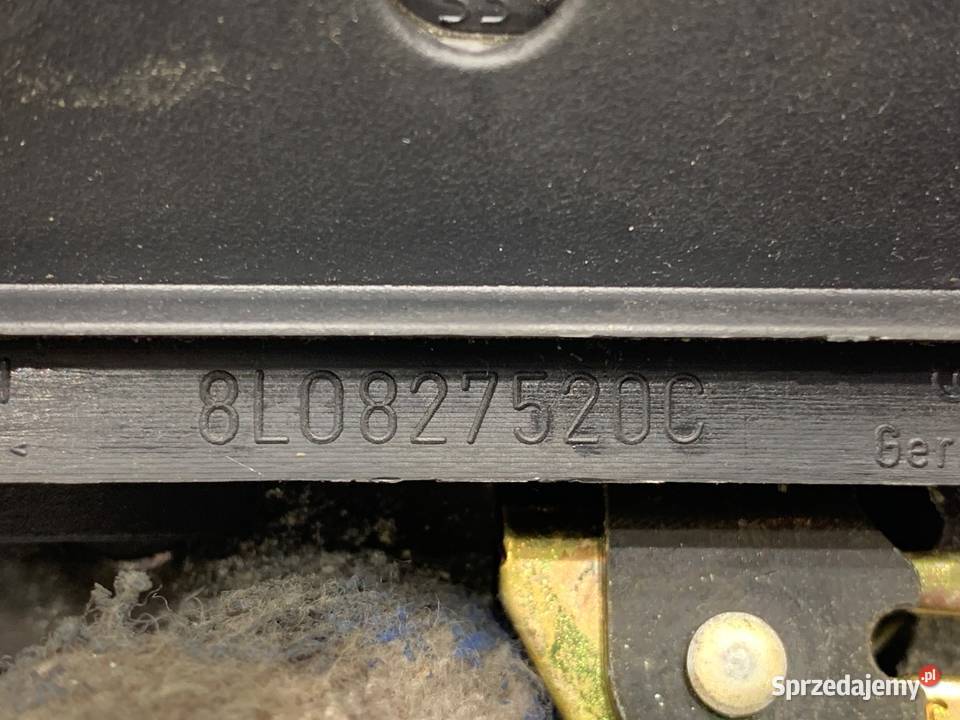 ZAMEK KLAPY TYŁ AUDI A3 8L Hatchback 8L0827520C