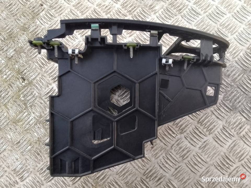 Kosz szuflada ramka radia VW Golf V Jetta Cewice