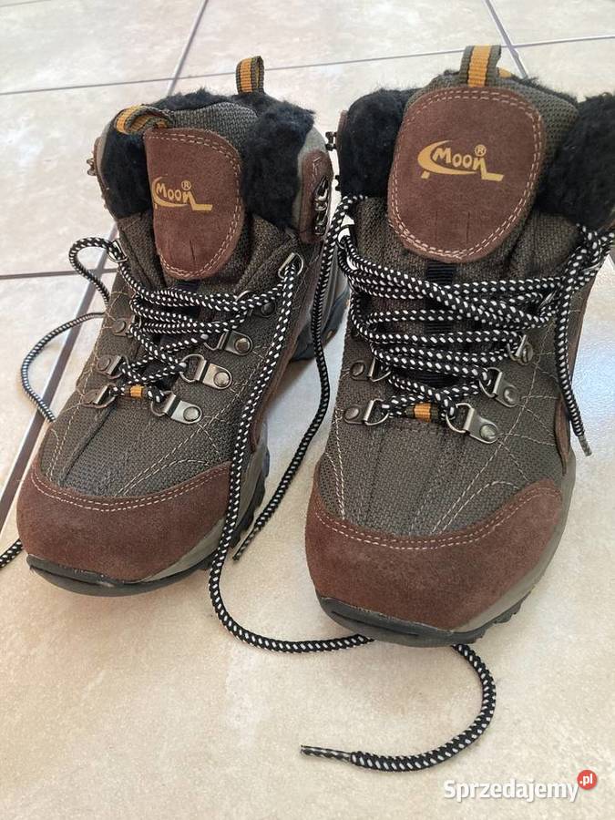 Buty zimowe chłopięce z kożuszkiem Łomża