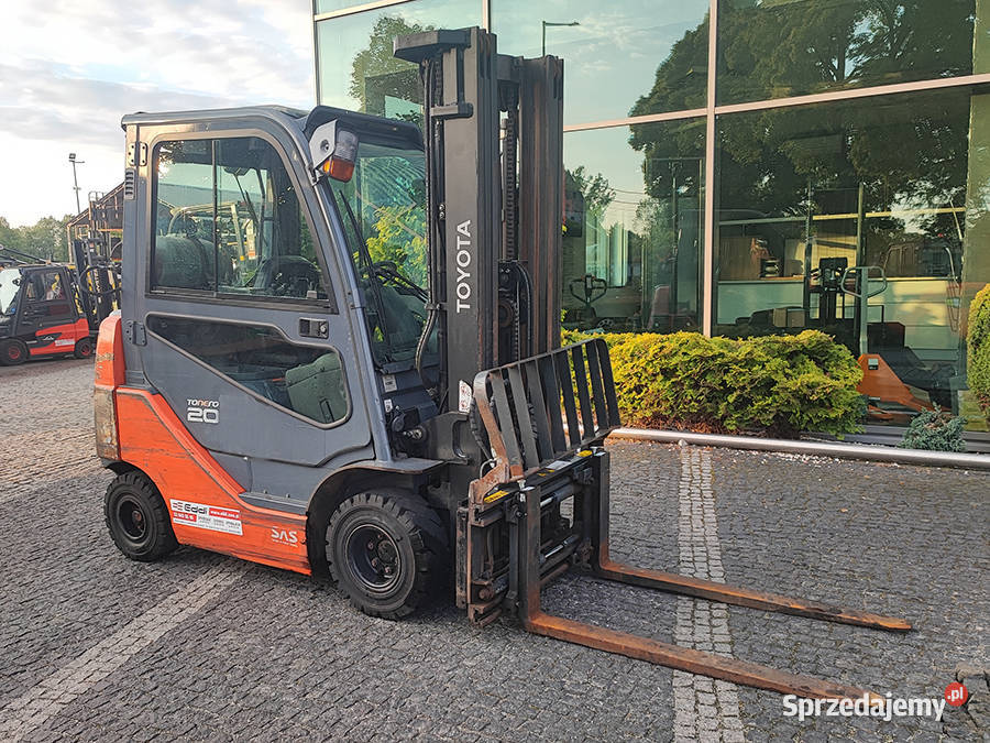 Wózek widłowy kompaktowy Toyota 8FGKF20 lpg 2 Kęty sprzedam