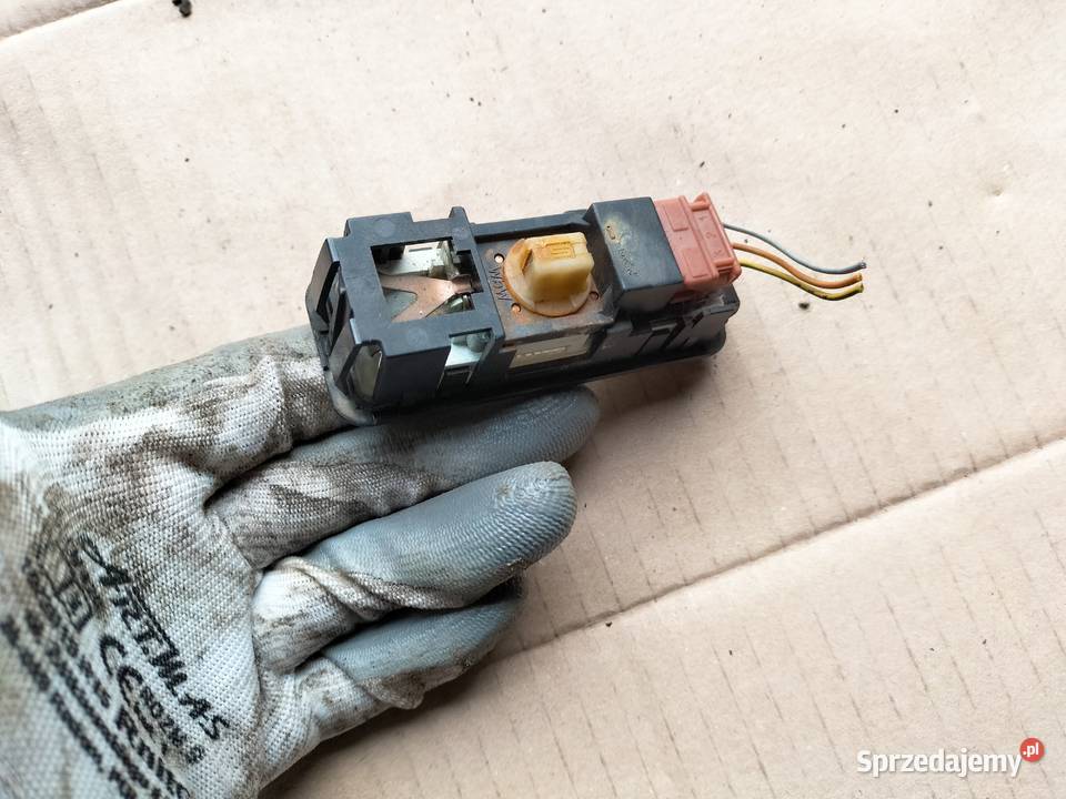 CEITOEN SAXO 2 II LAMPKA OŚWIETLENIE KABINY Kamień-Kolonia