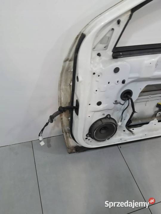 DRZWI PRAWE PRZÓD 326G J10 Nissan Qashqai I świętokrzyskie