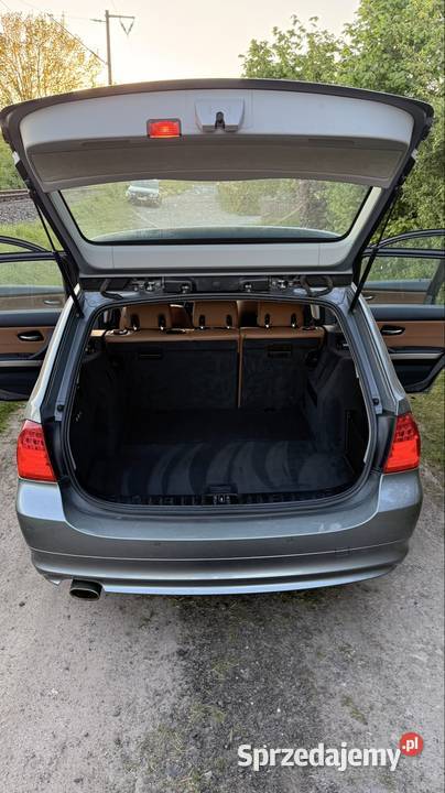 BMW 320 E91 20D 2012r automatyczna