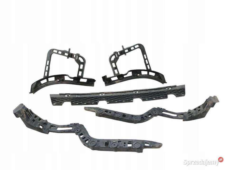 ŚLIZG ZDERZAKA TYŁ KOMBI 3AF807394 3QF807377 VW