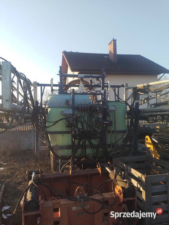 Opryskiwacz 800 L 24m Złotowizna