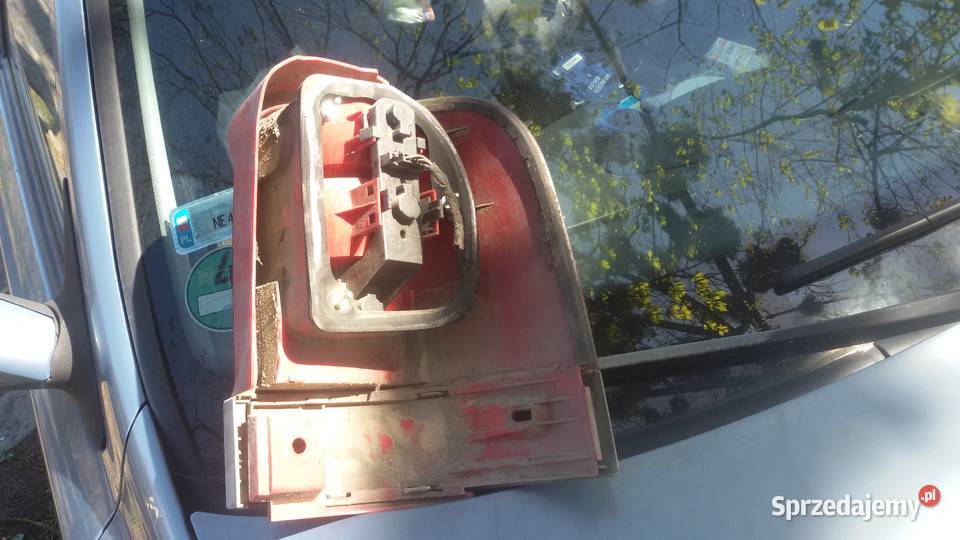 LAMPA LEWA TYLNA VW SHARAN 1 LIFT osobowe sprzedam