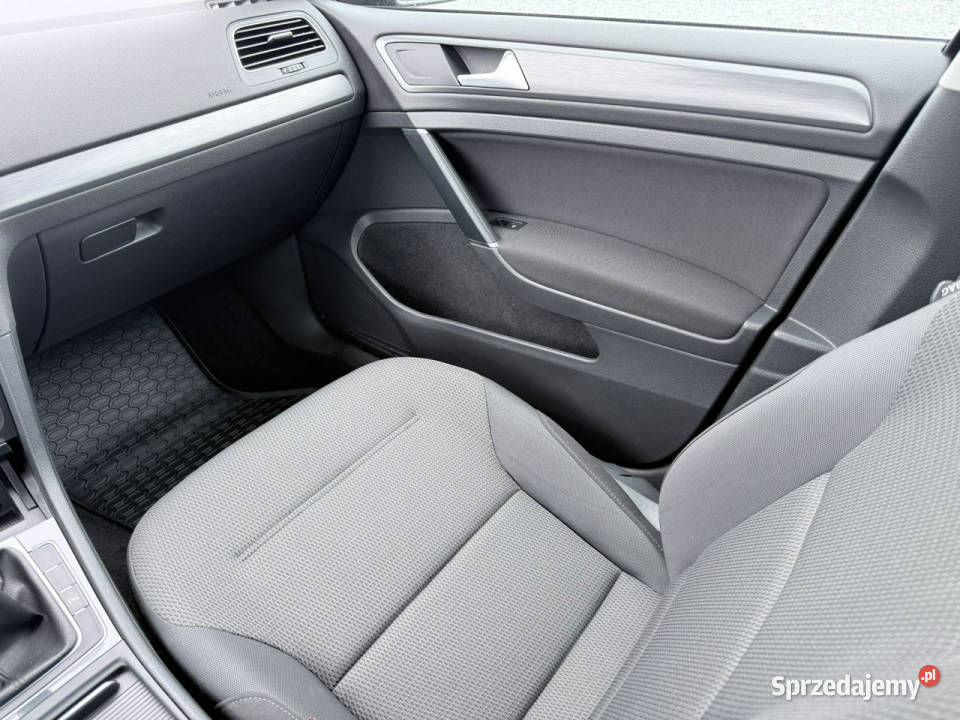 Volkswagen Golf Variant 16 TDi Comfortline 2020r czujnik deszczu dolnośląskie Wojkowice