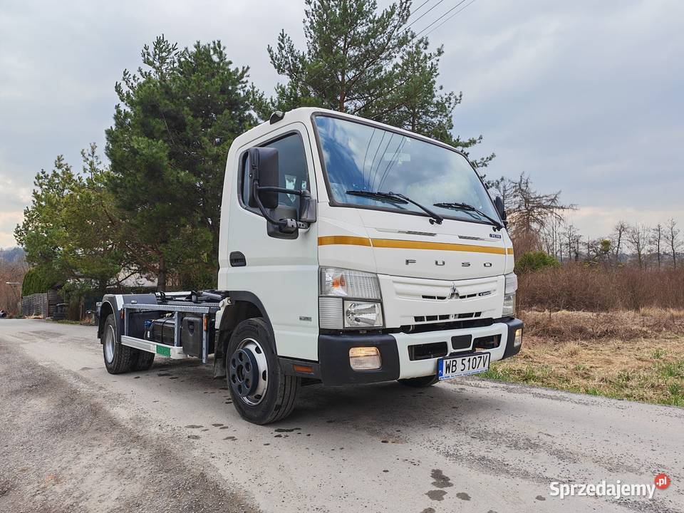 Mitsubishi Fuso Canter hakowiec Specjalny 4x2 śląskie Cieszyn