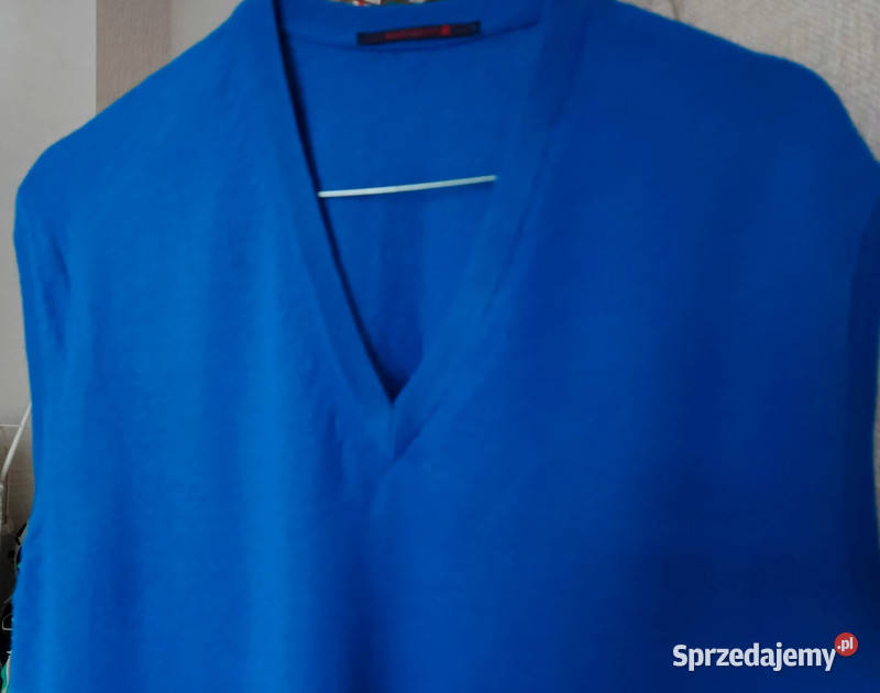 Bezrękawnik męski z dekoltem w serek Łódź