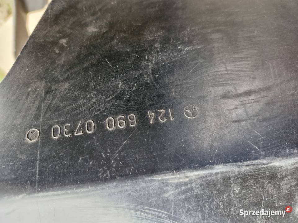 mercedes 124 tapicerka bagażnika boczki dywan Gorzów Wielkopolski