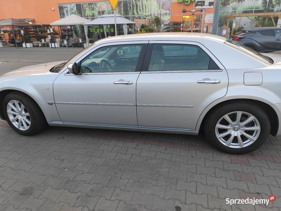 Chrysler 300c polski salon pierwszego Dąbrowa Górnicza
