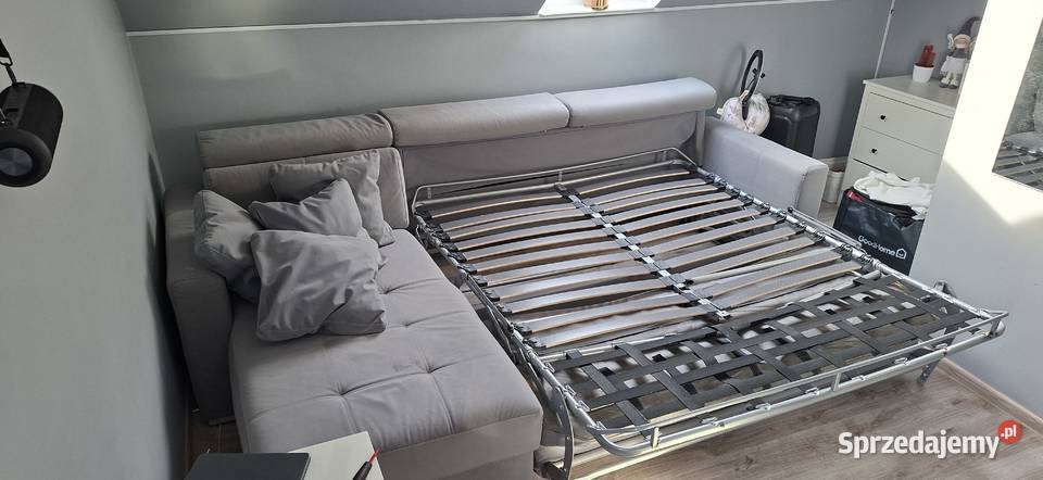 Sprzedam narożnikrogówkę z funkcją spania