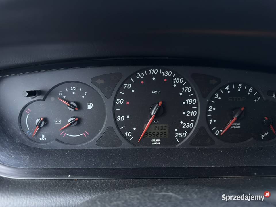 Citroena C5 2004r Kombi 20 Benzyna Nowe opony i