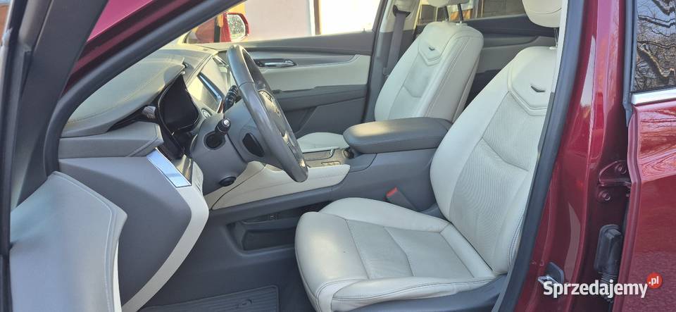 Cadillac xt5 światła przeciwmgielne opolskie