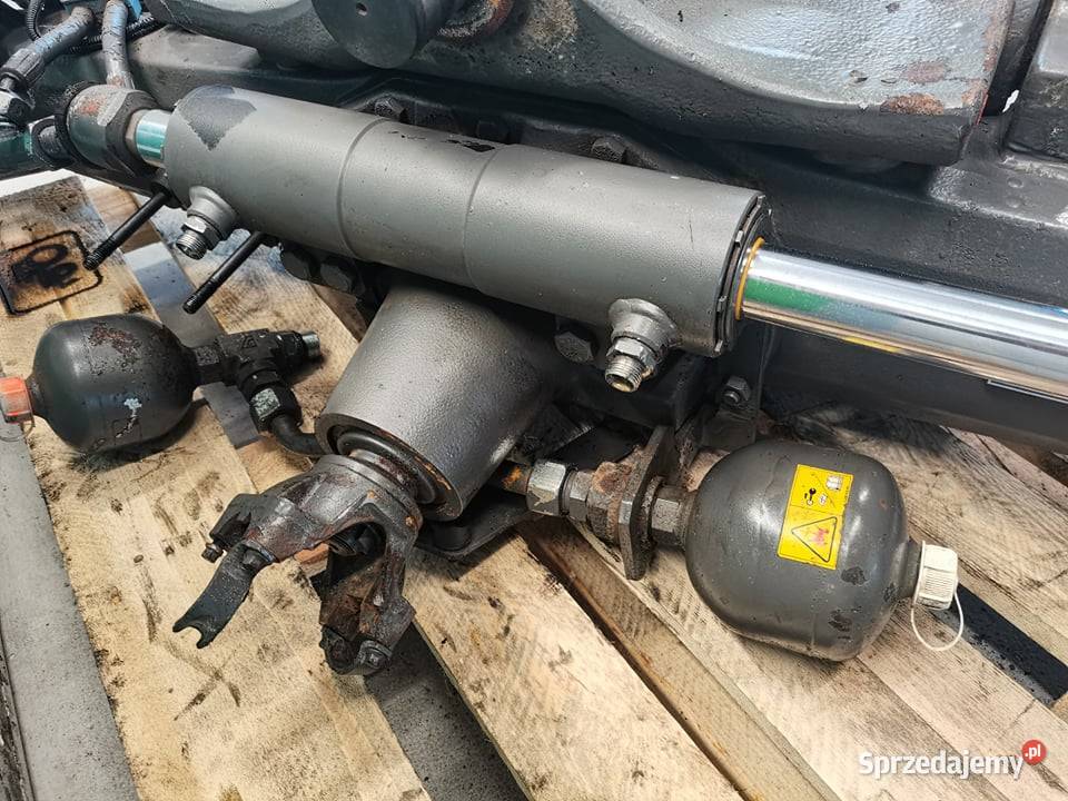 Cylinder hydrauliczny skrętu Massey Ferguson wielkopolskie Wilkowo