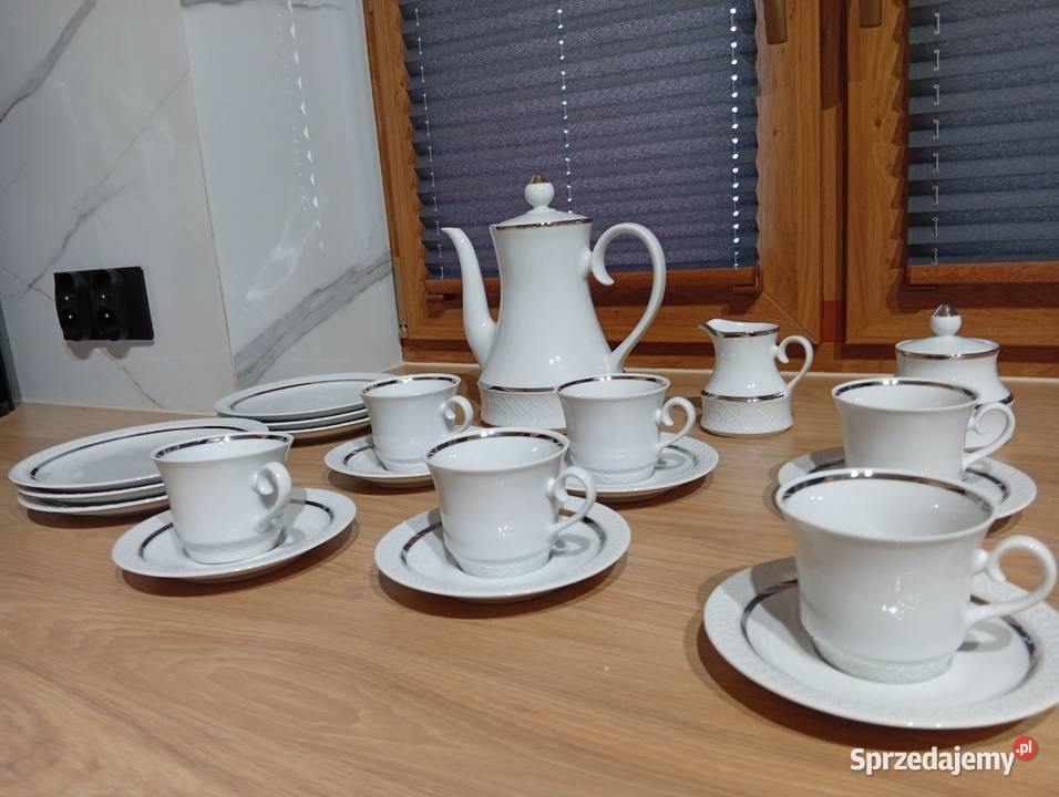 klasyczny porcelanowy serwis kawowy Carl Serwisy Byczyna sprzedam