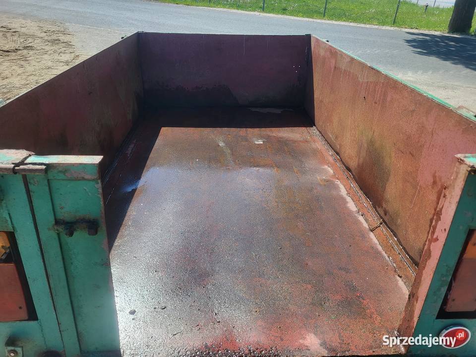 Przyczepka rolnicza duza konkretna przyczepka z kujawsko-pomorskie Wąbrzeźno