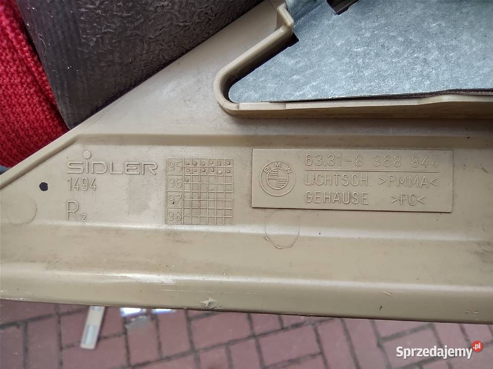 Lampka oświetlenie kabiny wnętrza BMW E38 boczna Chodzież
