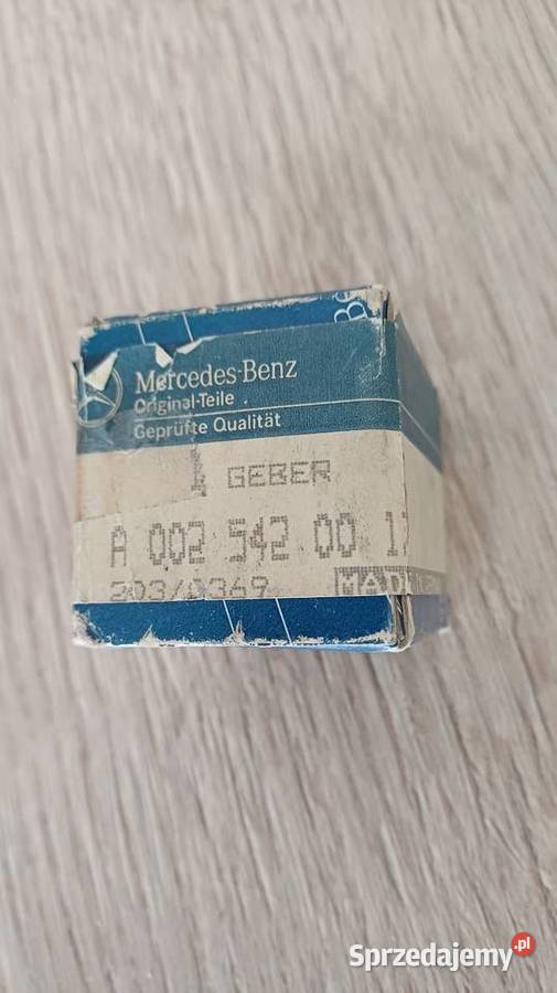 Czujnik oleju Mercedes 0025420017 sprzedam