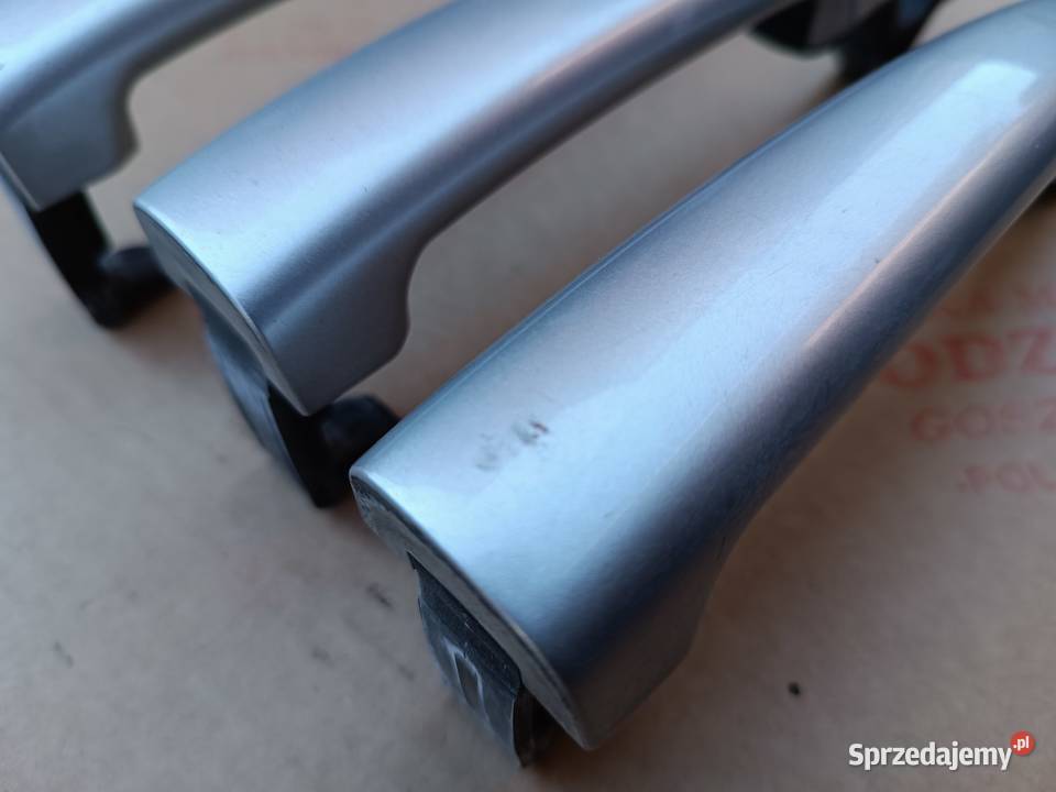 Citroen C4 Picasso zaślepka klamki lewa prawa