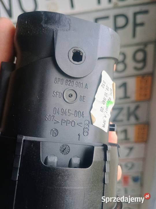 Kratka nawiewu powietrza Audi A3 8P Kratki nawiewu Radymno sprzedam