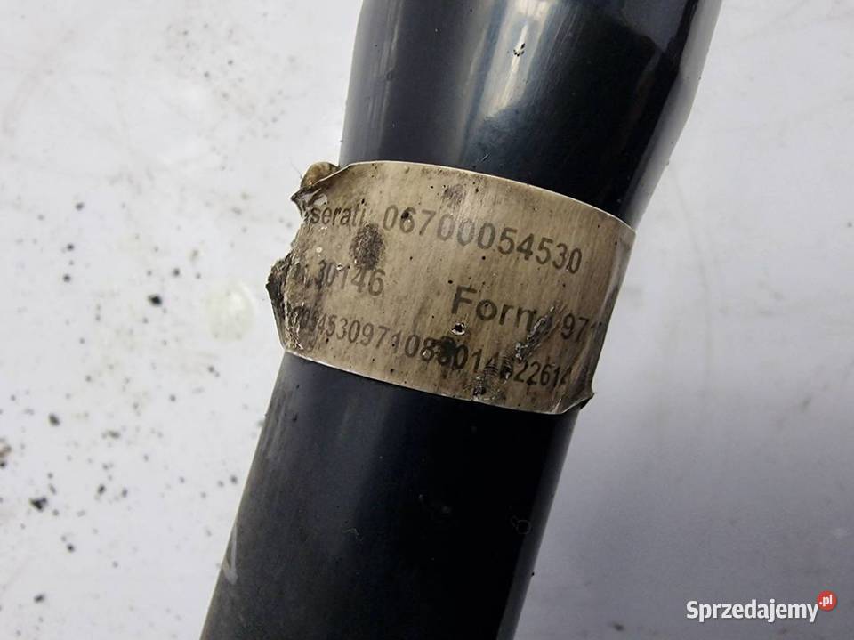 PÓŁOŚ PRAWA TYŁ MASERATI GHIBLI