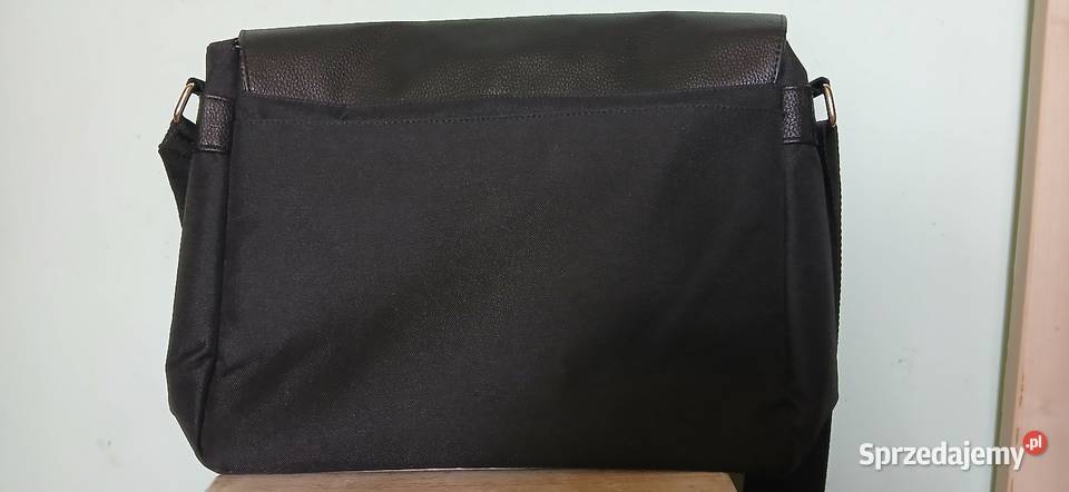 Torba na ramię firmy Bugatti Na ramię  Kraków sprzedam