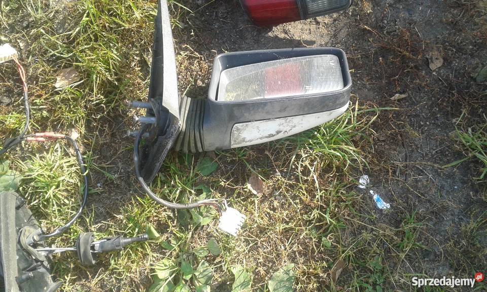 Lusterka zewnętrze peugeot 405