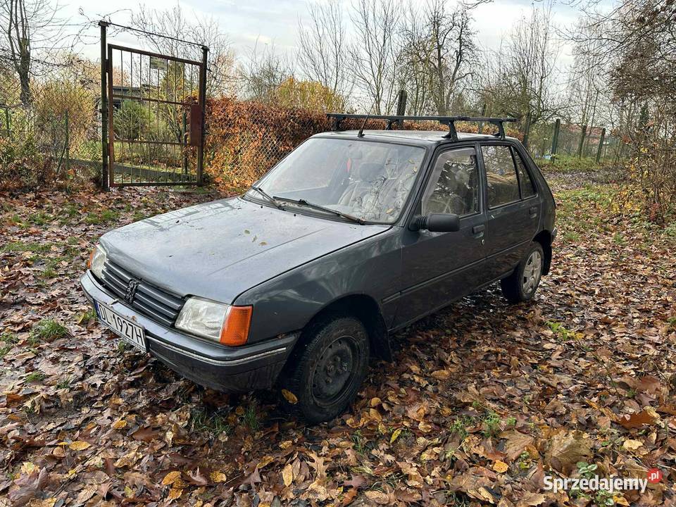 Peugeot 205 1985 18 diesel słaby stan auto do Hatchback Legnica