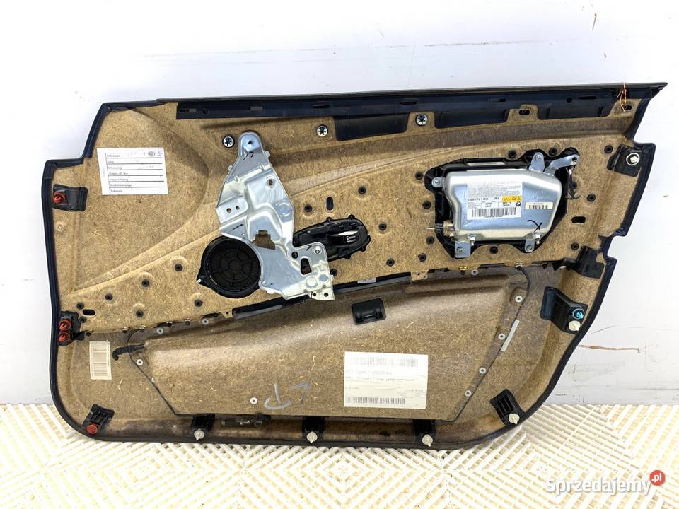 BOCZEK DRZWI LEWY PRZÓD BMW E61 Kombi 0410