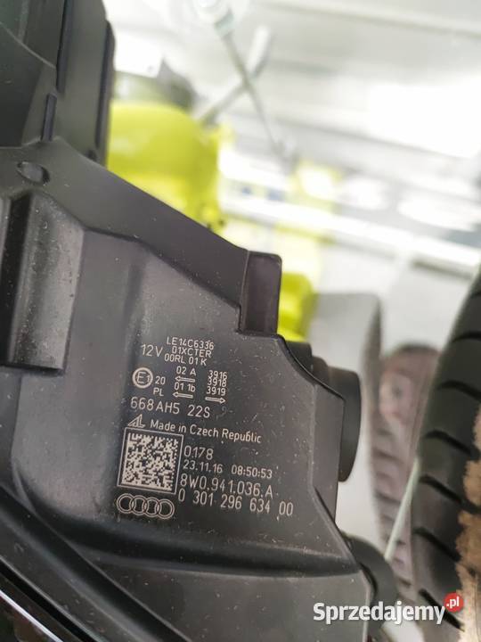 Reflektory Lampy przednie Matrix Led Audi A4S4B9 Wisła