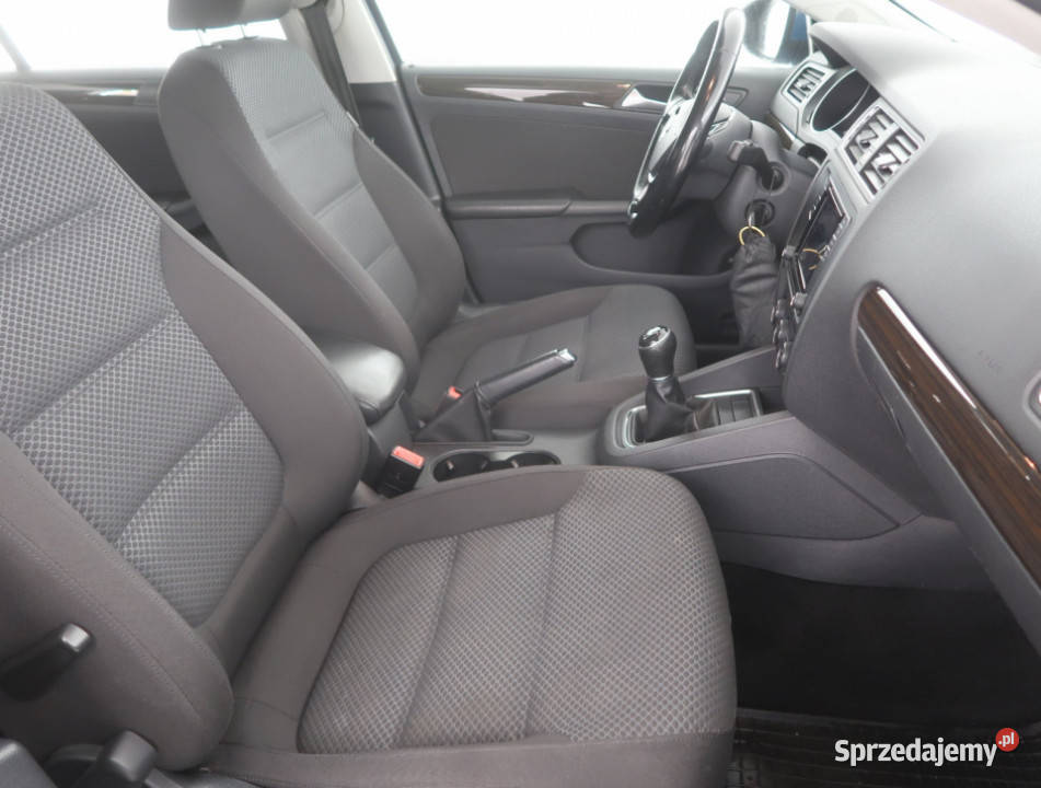 VW Jetta 12 TSI Sedan / Limuzyna Bielany Wrocławskie