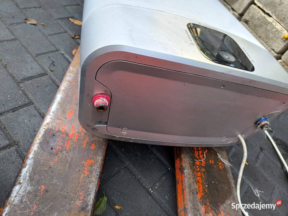 Elektryczny podgrzewacz wody Ariston Velis Evo mazowieckie Niwiski