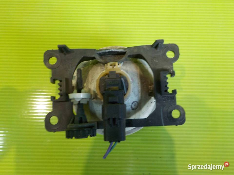 PEUGEOT 3008 I 10r halogen prawy przod