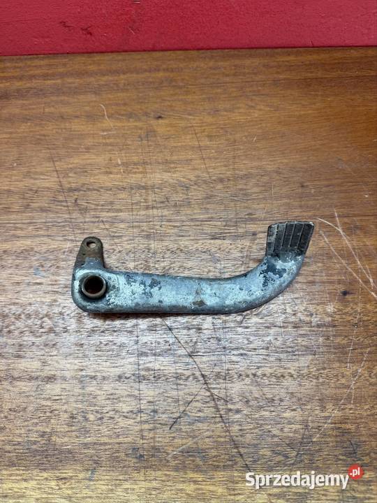 Dźwignia stopka hamulca nożnego Romet Ogar 205