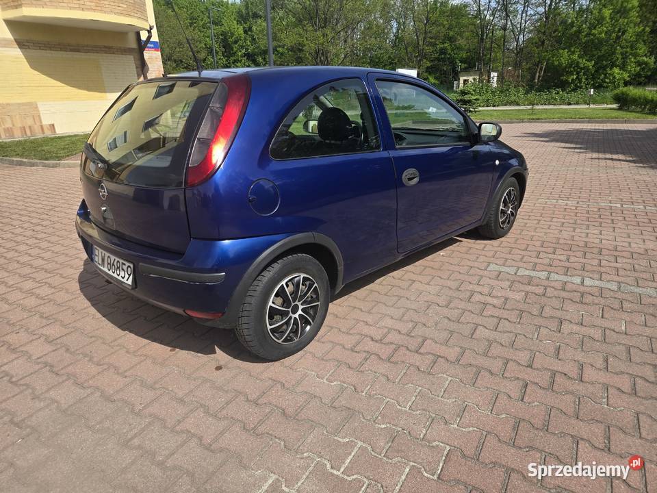 Opel Corsa 10 benzyna 2006 długie opłaty do łódzkie Łódź