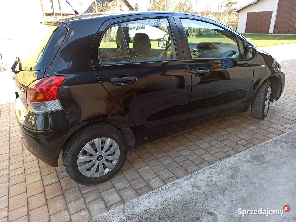 Toyota Yaris 70KM Jędrzejów