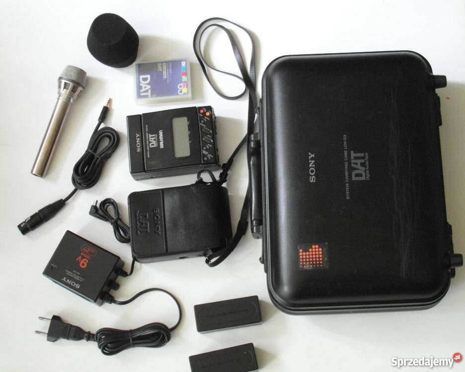 SONY TCD D3 Walkman With SONY RMR D3 And Adapter Used | eBay
