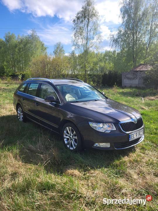 Sprzedam Skodę Superb z 2011 roku silnik 16 TDI gniazdo SD Łódź