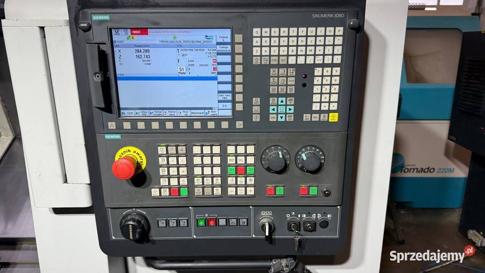 Centrum tokarskie CNC Doosan LYNX 2100LM