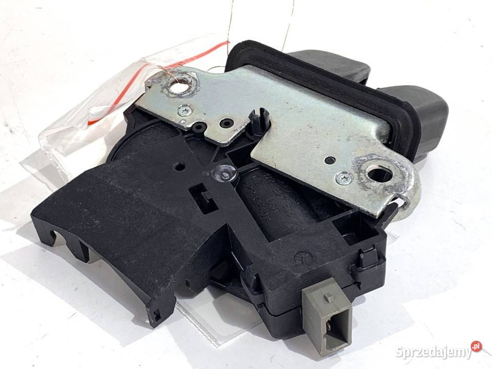 ZAMEK KLAPY TYŁ VW PASSAT B6 SedanLimuzyna Zamki, wkładki i kluczyki podkarpackie