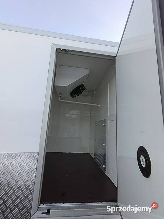 Przyczepa Chłodnicza Chłodnia Mobilna Przyczepka Przyczepy małopolskie Kamionka Mała