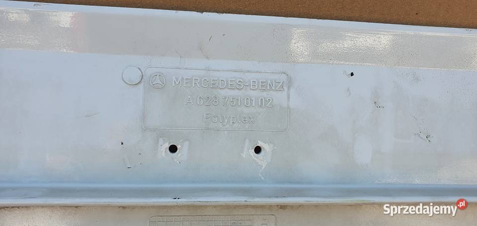 MERCEDES CITARO GRILL MASKA ATRAPA PRZÓD Bieleń
