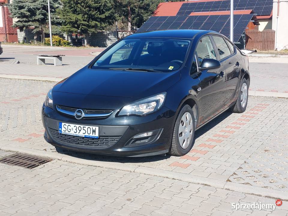 Opel Astra J 16 benzyna LPG Gliwice sprzedam