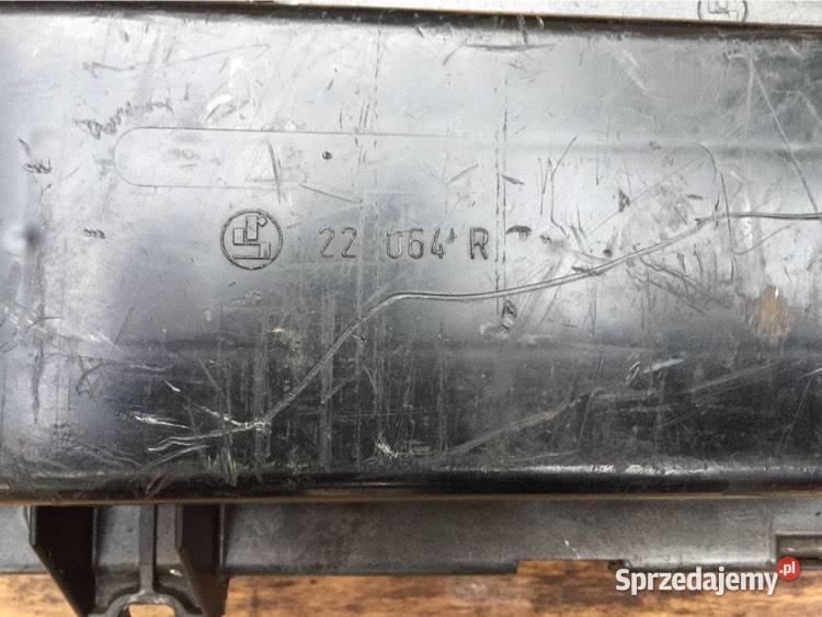 MercedesBenz W123 1983 Lampa tylna prawa org Łagiewniki sprzedam