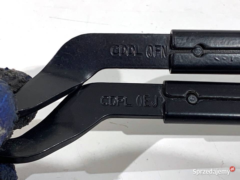 RAMIĘ WYCIERACZKI KOMPLET PRZÓD KIA CEED