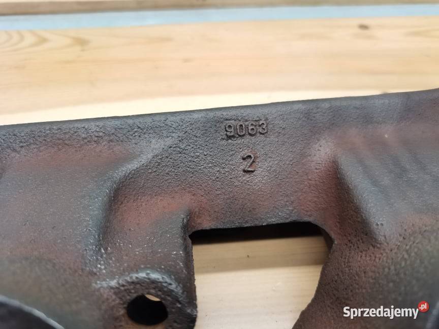 Kolektor wydechowy R119265E Claas Axion wielkopolskie Wilkowo